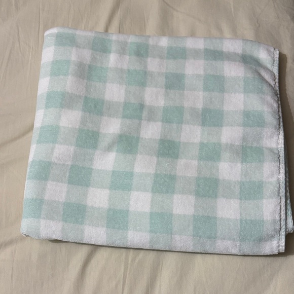 Martha Stewart Mint Green and White Checkered bath towels Set of 2 - Picture 2 of 5